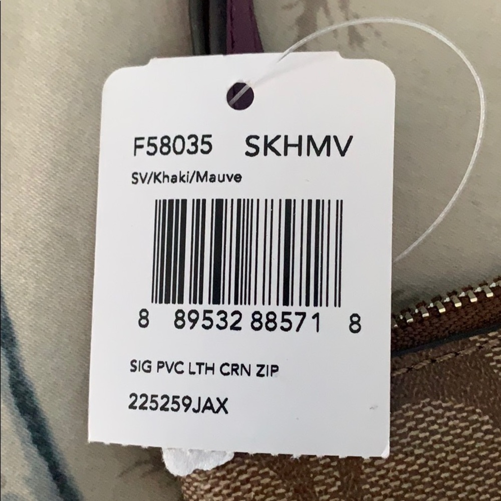 Coach Wristlet - Picture 4 of 5